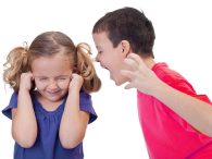 با کودک پرخاشگر چگونه رفتار کنیم؟